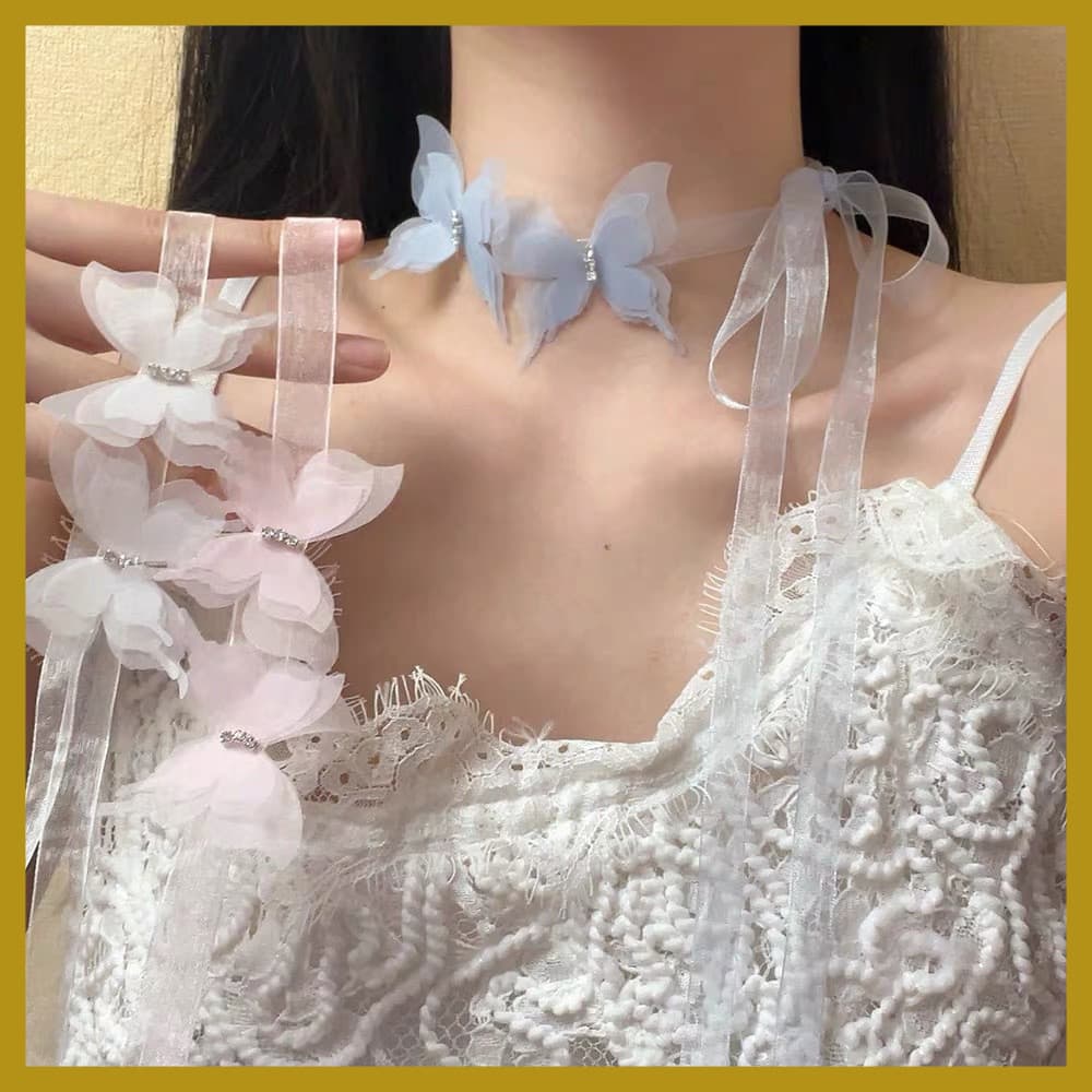 สร้อยคอผีเสื้อเพชร สไตล์ใหม่จากคอลเล็กชัน Super Fairy Forest พร้อมดีไซน์คลาฟิเคิลเชนที่หรูหราและสวมใส่ง่าย