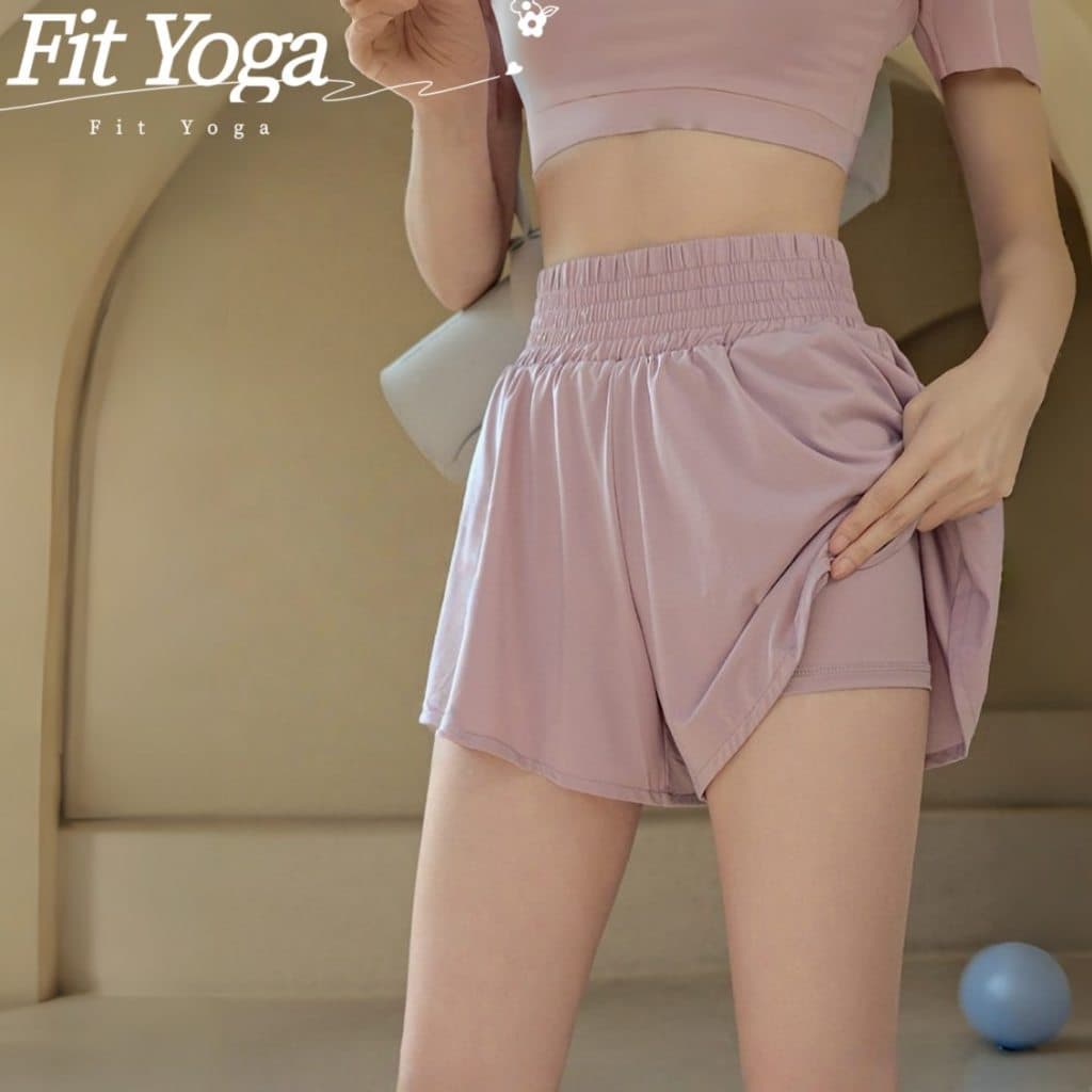 FitYoga กางเกงขาสั้นกีฬาสำหรับผู้หญิงที่วิ่งและออกกำลังกายโยคะสองชิ้นที่ระบายอากาศได้ง่าย